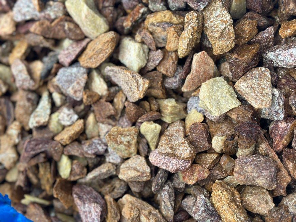 Златолит персиковый декоративная каменная крошка купить в Обнинску