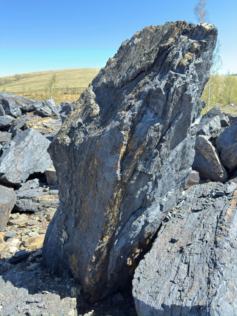 купить синие ландшафтные валуны