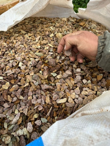 Златолит персиковый декоративная каменная крошка купить в Обнинску