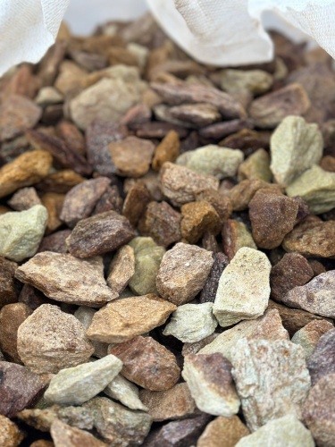Златолит персиковый декоративная каменная крошка купить в Обнинску
