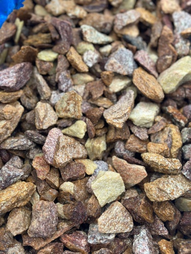 Златолит персиковый декоративная каменная крошка купить в Обнинску