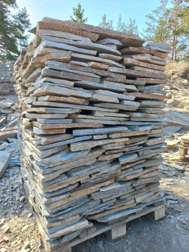 Плитняк златолит серебристый для цоколя, отмостки купить в Обнинску