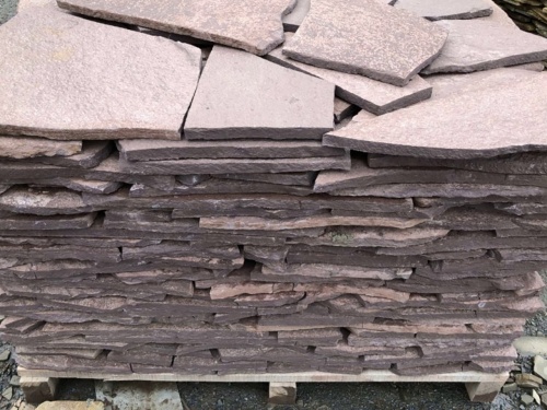 Плитняк лемезит бордовый для облицовки цоколя 20-25 мм  купить в Обнинску