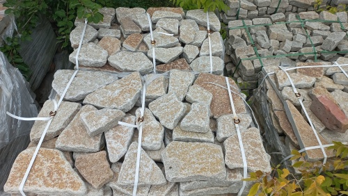 Гранитный плитняк галтованный для парковки купить в Обнинску