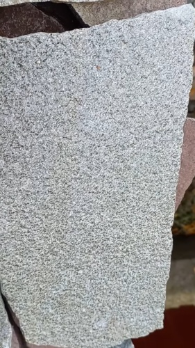 Плитняк златолит серебристый для цоколя, отмостки купить в Обнинску