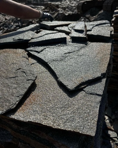 Плитняк златолит серебристый для фасада купить в Обнинску